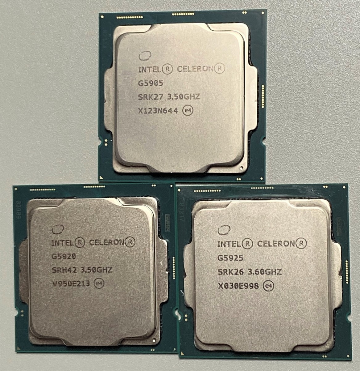 出産祝い Celeron CPU Intel 【動作品】中古 3枚セット 付属品無し LGA1200 第10世代/第11世代 G5925 G5920 G5905 Celeron