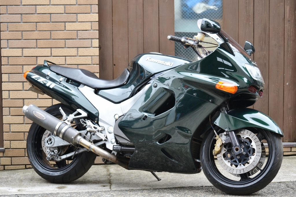 動画】平成8年式 カワサキ ZX11 ZZR1100D バーハンブレンボフル 動画】平成8年式 カワサキ ZX11 ZZR1100D バーハンブレンボフル