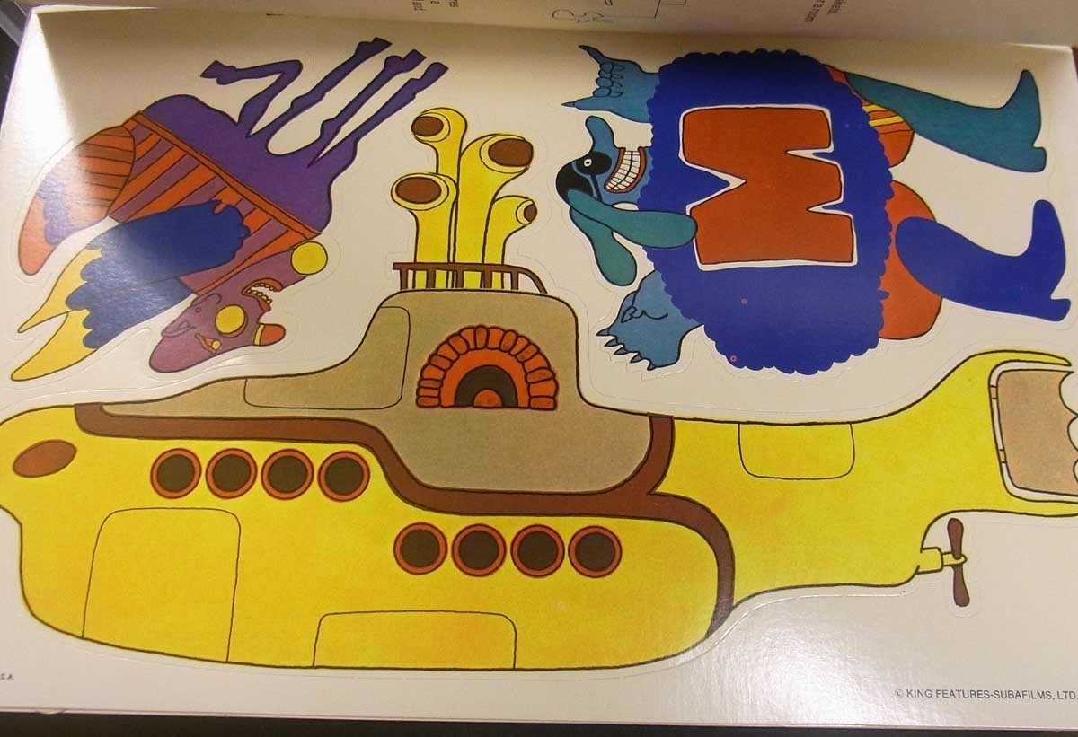 * очень редкий!The Beatles[Yellow Submarine Pop-Out Art Decorations] #59774