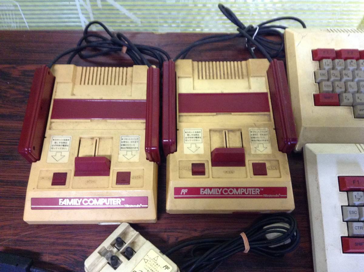 Nintendo Famicom 2consoles Family Basic 2Keyboards 23games 任天堂 ファミコン 本体2台 キーボード ゲーム23本 動作品有 A247_画像4