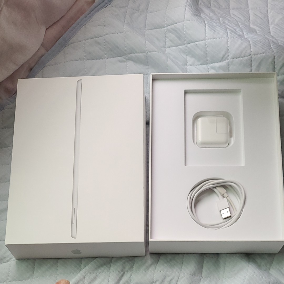 iPad 第7世代 Cellular SIMフリー 32GB タブレットPC iPad 第7世代 Cellular SIMフリー 32GB タブレットPC