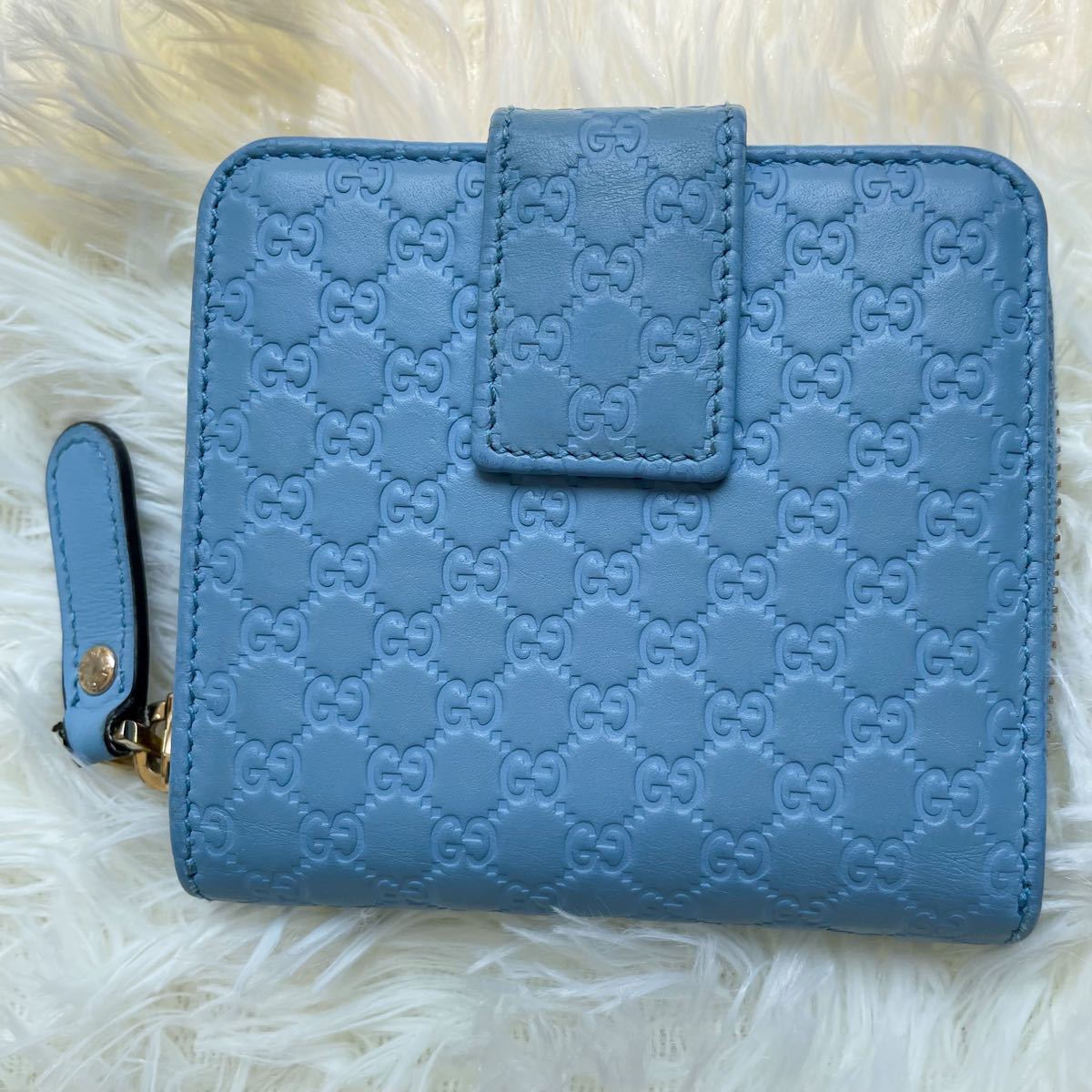 希少カラー】GUCCI 折り財布 マイクロシマ ラウンドファスナー 水色
