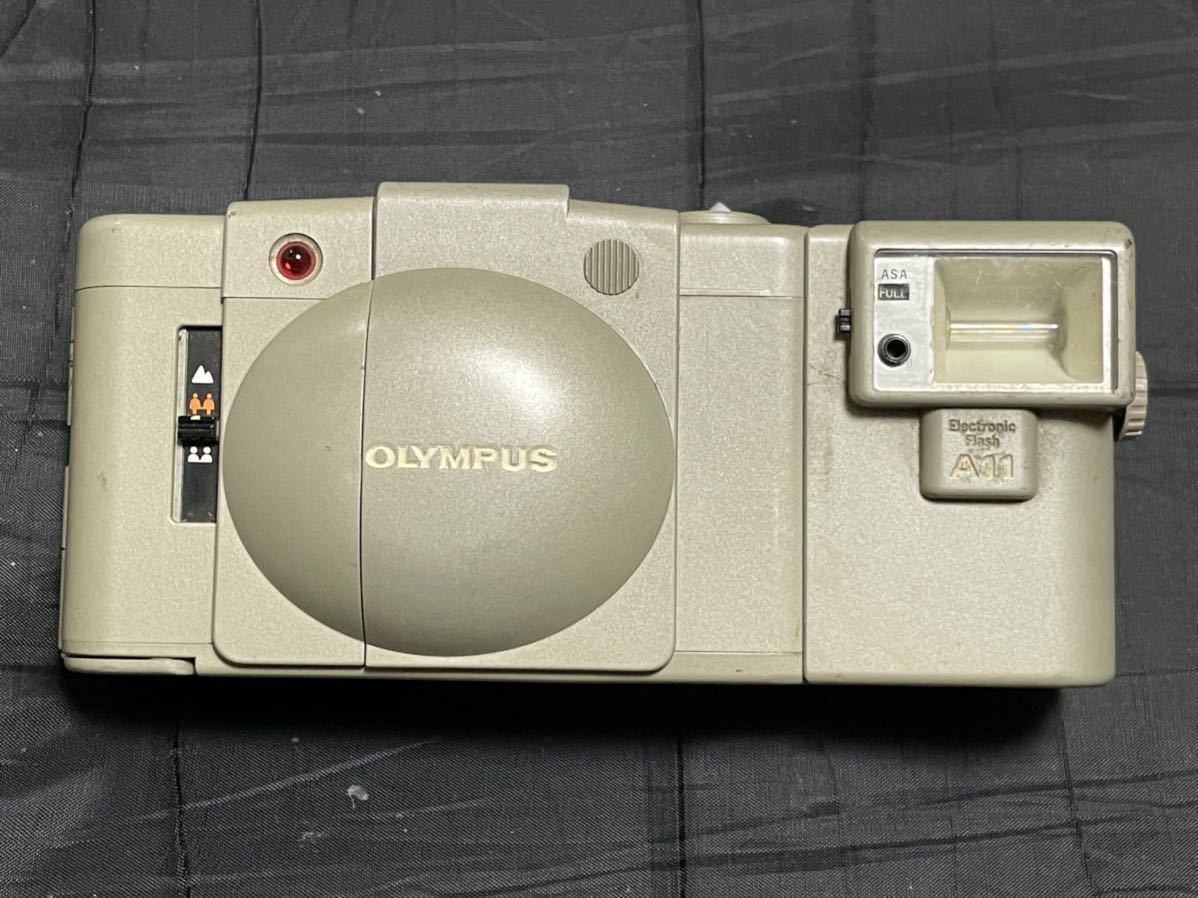 38％割引女性に人気！ 希少色 オリンパス OLYMPUS XA2 A11 アーバンホワイト コンパクトフィルムカメラ 通電確認済み 中古現状品  ジャンク扱い フィルムカメラ カメラ、光学機器 家電、AV、カメラ-MBIS.CA