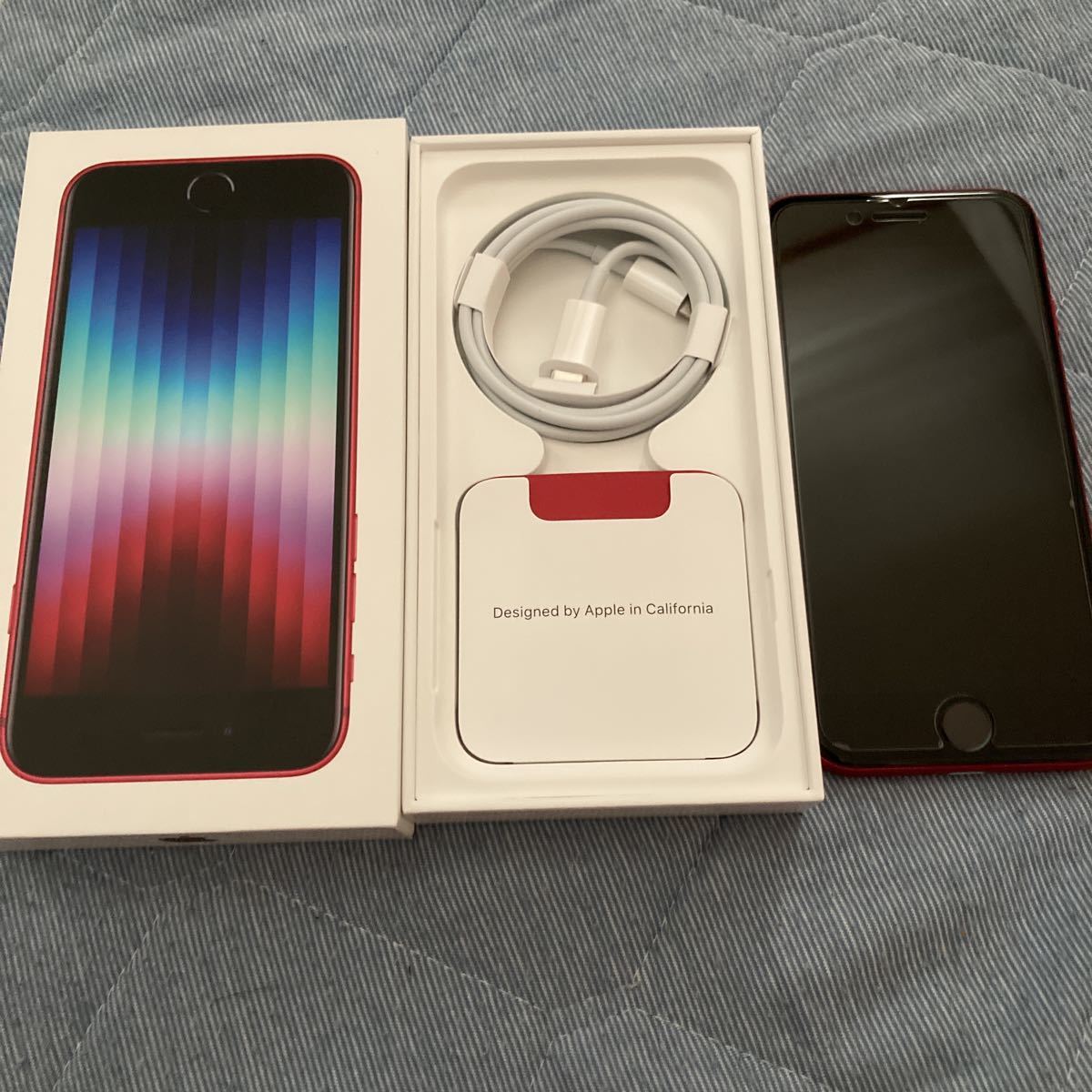 iPhone SE 第3世代 RED 128GB SoftBank SIMフリー 付属品未使用 電池