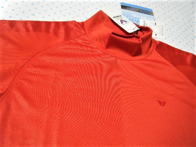 フェニックス　V PHENIX　ゴルフ用高機能/涼感モックネックシャツ　赤色　サイズ M　袖上部ロゴ織り加工　吸汗速乾/ストレッチ/吸放湿機能_画像2
