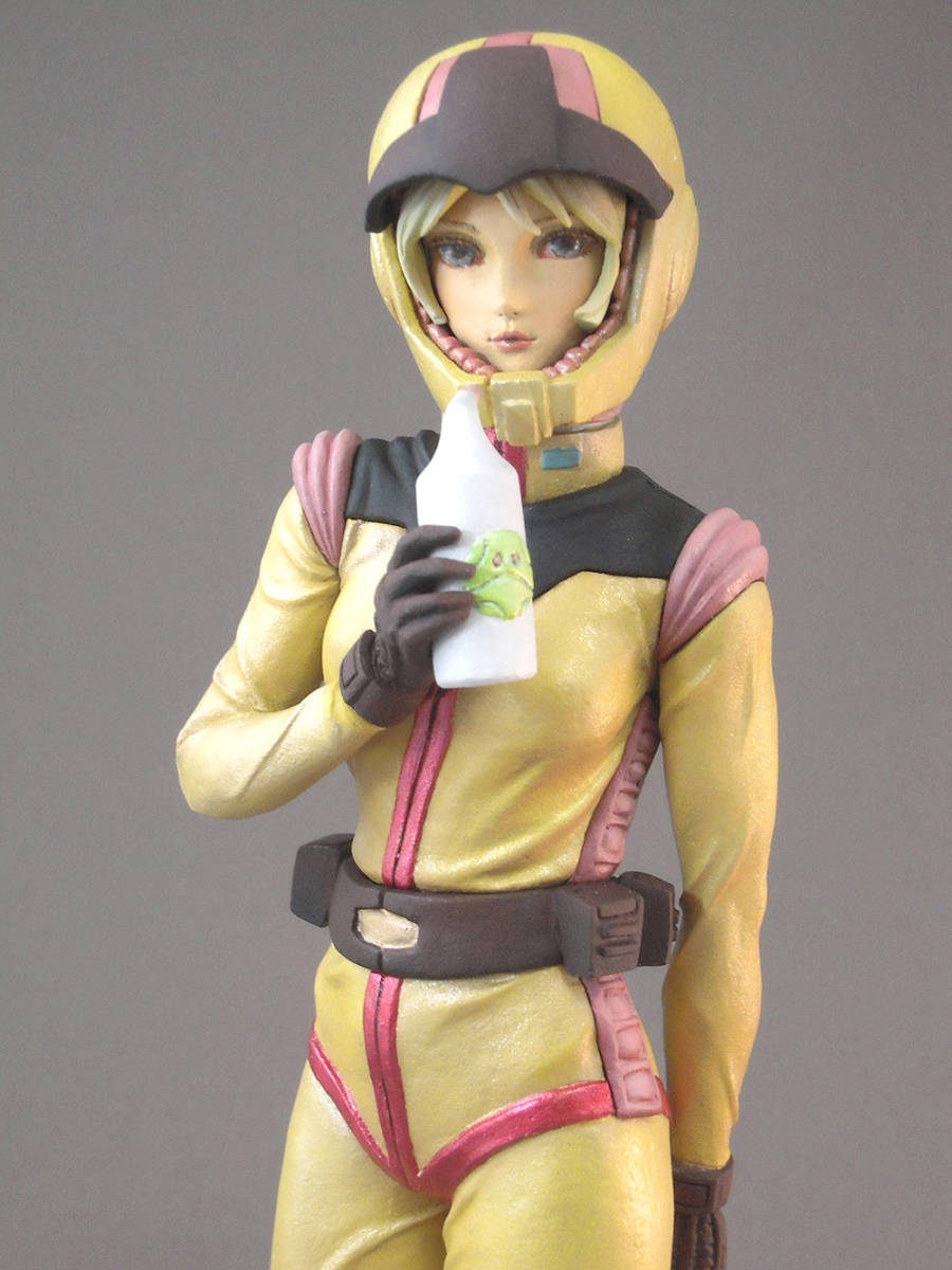 徹屋 1/8 セイラ・マス ノーマルスーツ ガレージキット ガレキ 徹屋 1/8 セイラ・マス ノーマルスーツ ガレージキット ガレキ