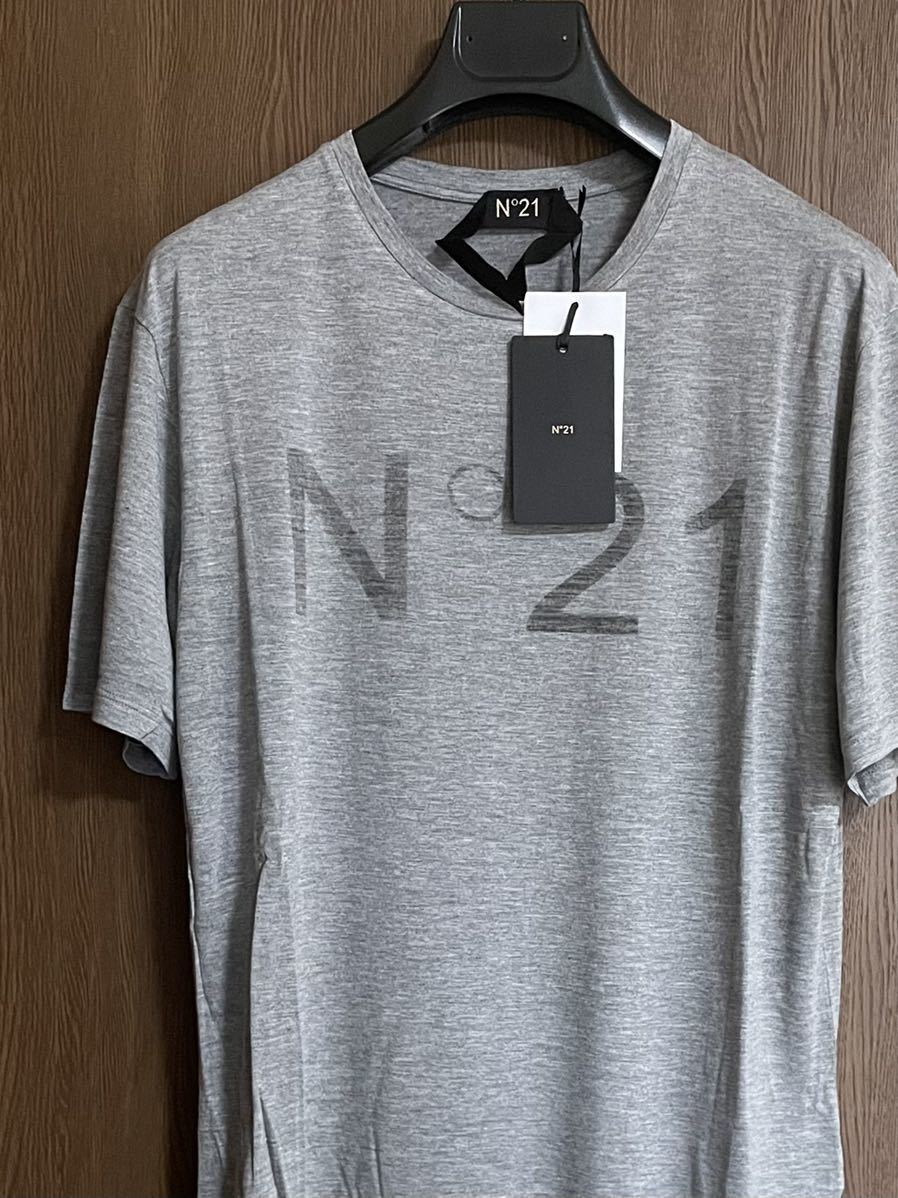 XS新品 N°21 メンズ ブランド ロゴ Tシャツ 半袖 カットソー ヌメロヴェントゥーノ size XS N21 ヌメロ グレー_画像2