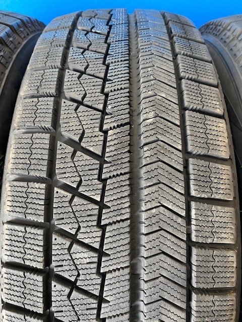 205/65R16　スタッドレス　ブリヂストン　BLIZZAK　VRX　205/65/16　4本　来店交換も大歓迎_画像3