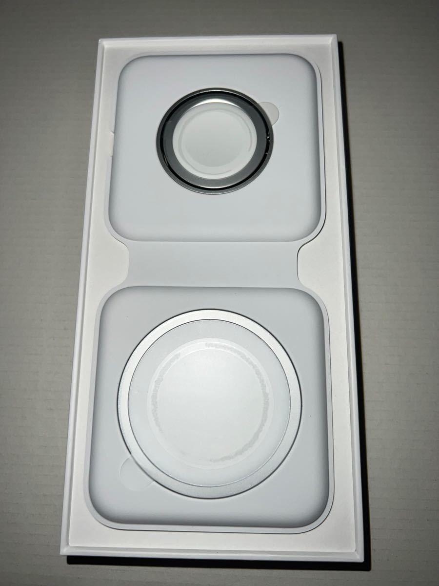 Apple MagSafeデュアル充電パッド MHXF3AM/A |