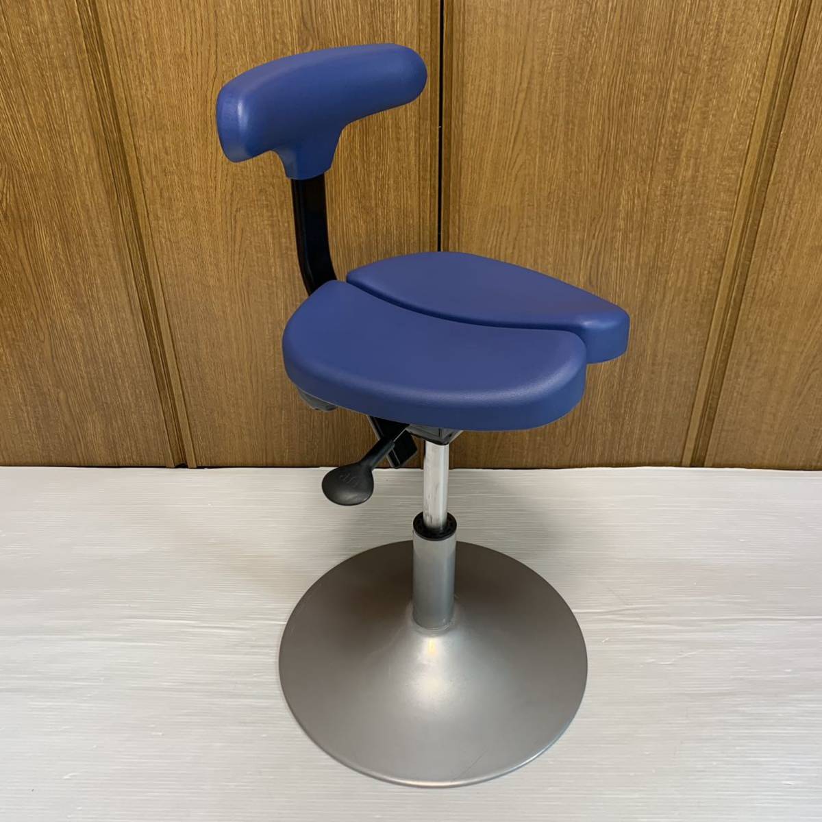 アーユルチェアー ayur chair ルナ ネイビー 丸ベース カバー付き 姿勢