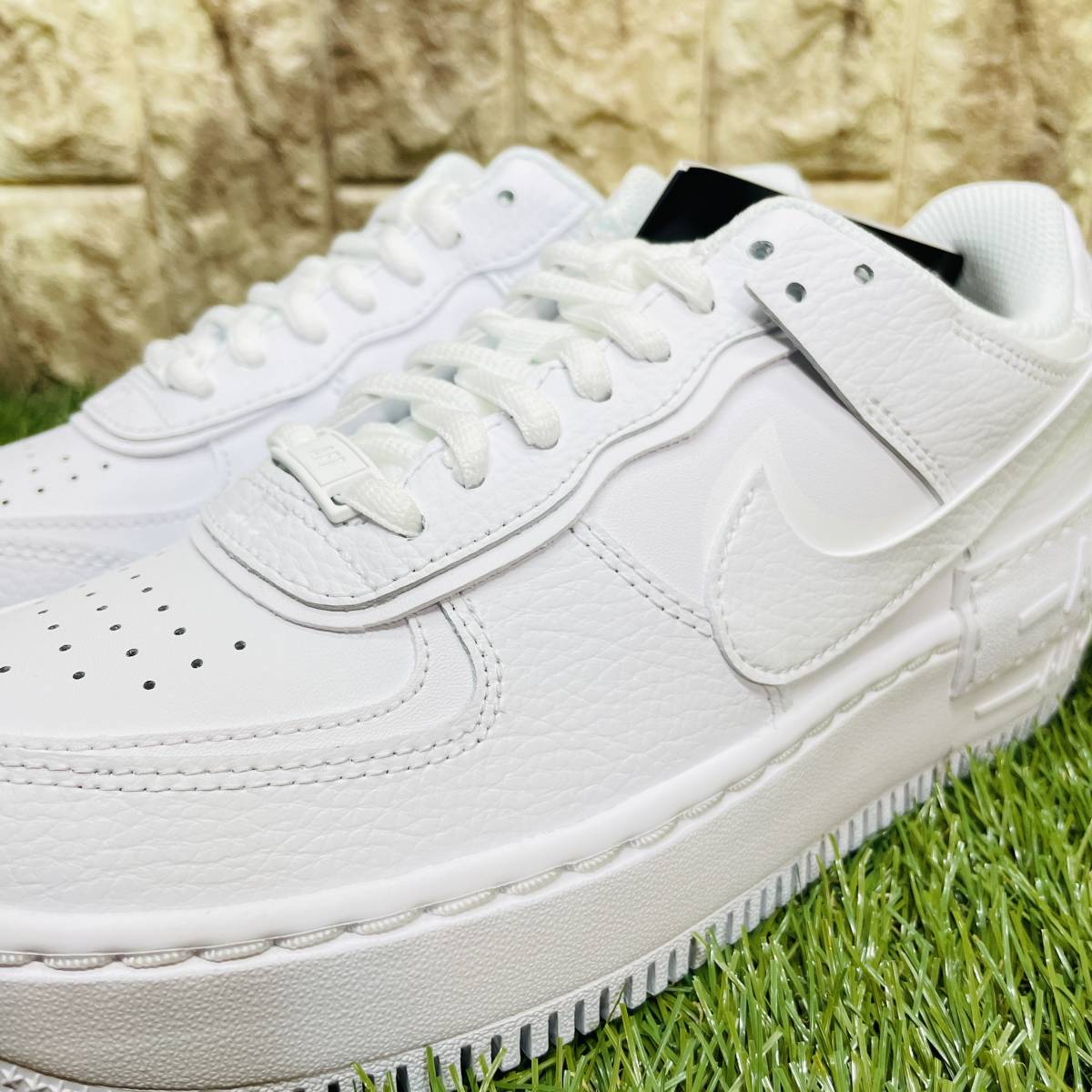 即決 ナイキ W エアフォース1 シャドウ 白 ホワイト スニーカー NIKE W
