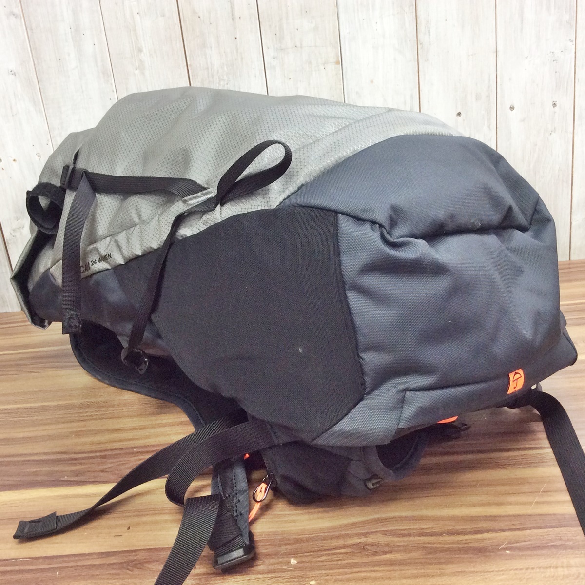 YH-0795】中古品 MAMMUT Ducan 24 WOMEN バックパック 2530-00310