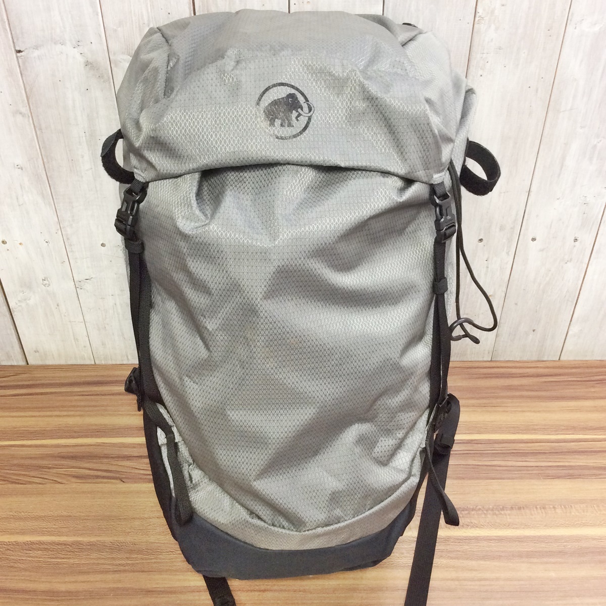YH-0795】中古品 MAMMUT Ducan 24 WOMEN バックパック 2530-00310