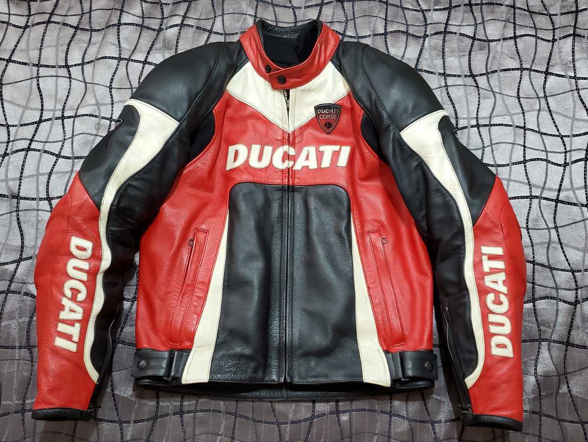 国内即発送 未使用 DUCATI ×DAINESE レザージャケット ブラック 50 M