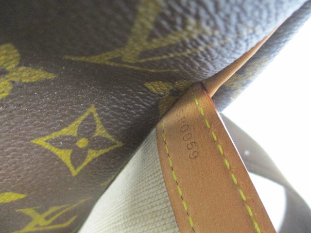 ☆【LOUIS VUITTON ルイヴィトン】モノグラム リポーターGM M45252