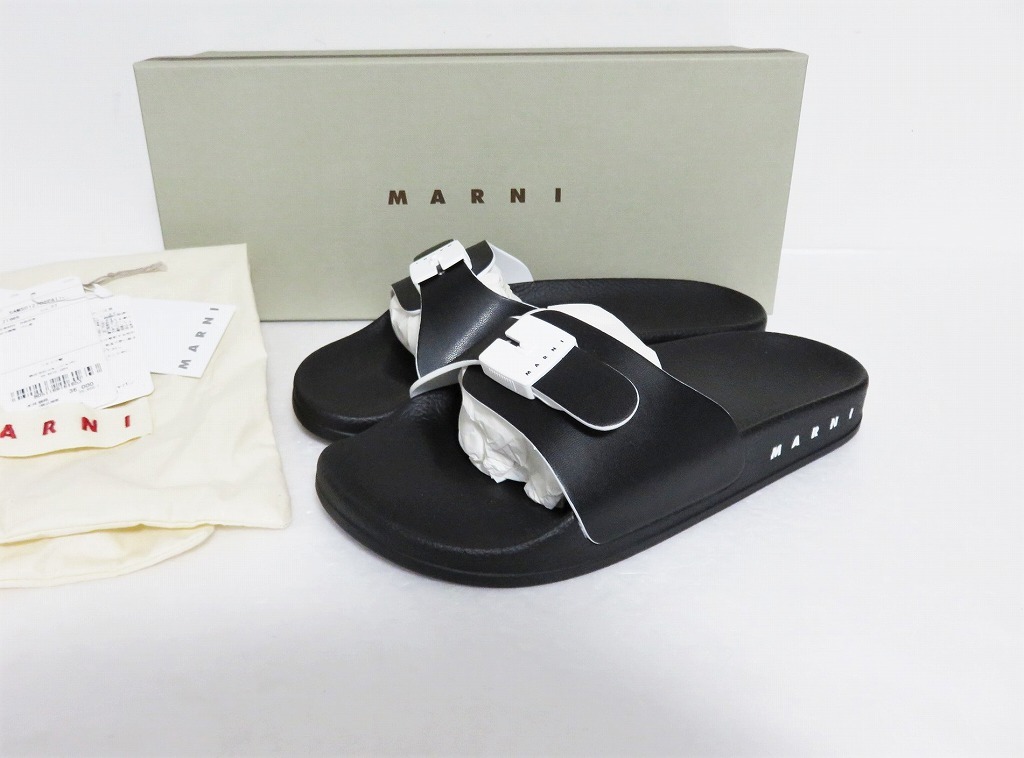 送料無料 定価3.9万 新品 MARNI バックル シャワー サンダル 37 レディース ブラック イタリア製 マルニ_画像1