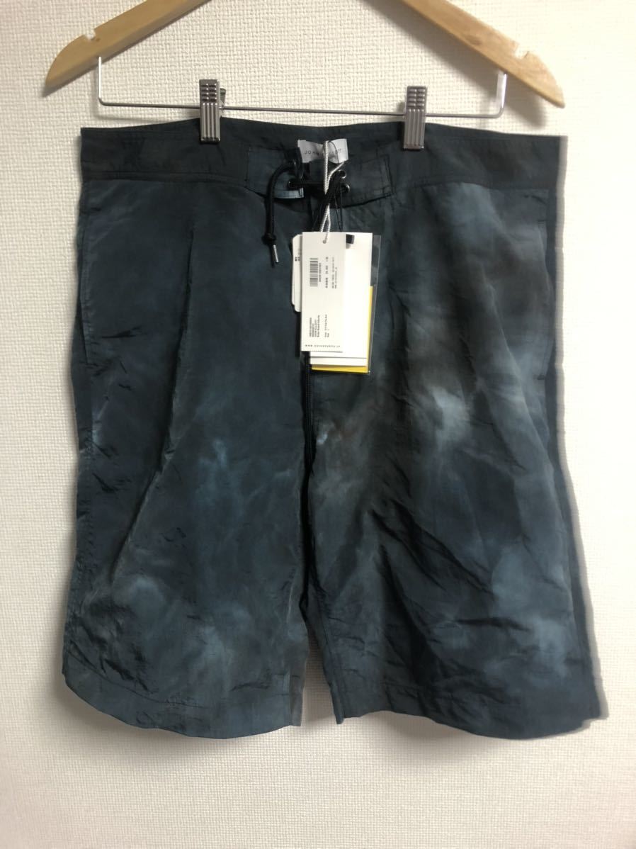 【人気ブランド】タグ付き未使用　新品2.9万 JOHN ELLIOTT ショートパンツ L 水着、水陸両用