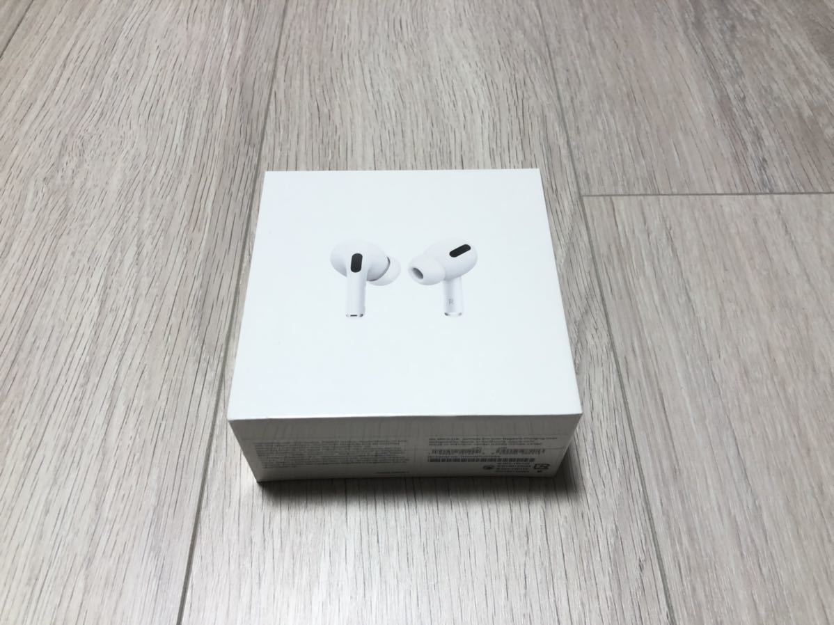 新品 Apple AirPods Pro with MagSafe Charging Case アップル