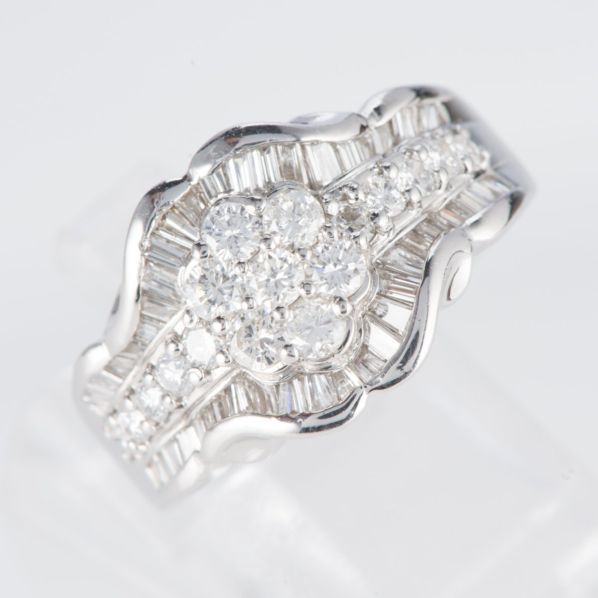 【受注生産品】 プラチナリング ダイヤモンド D: Pt900 1.30ct プラチナ台