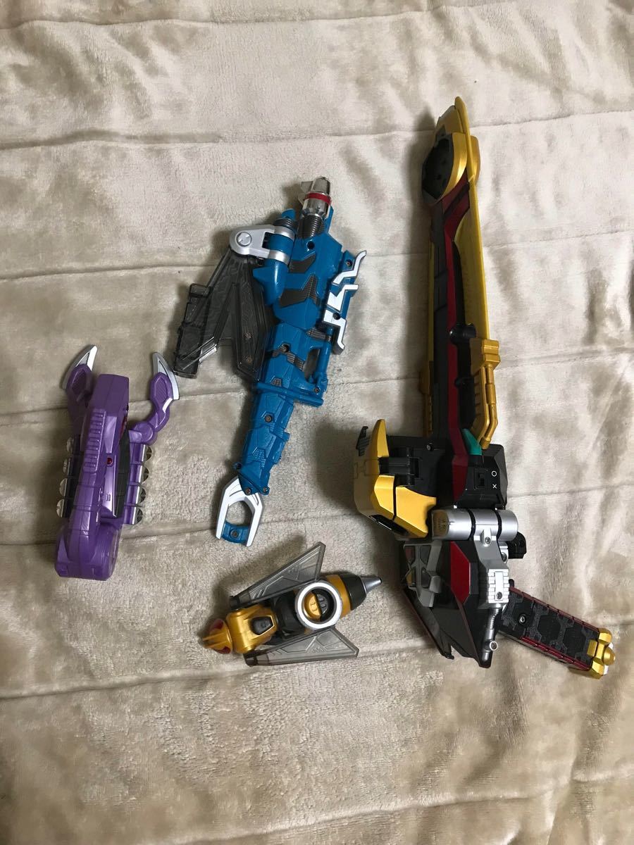 注)ジャンク品 DXパーフェクトゼクター 仮面ライダーカブト 注)ジャンク品 DXパーフェクトゼクター 仮面ライダーカブト