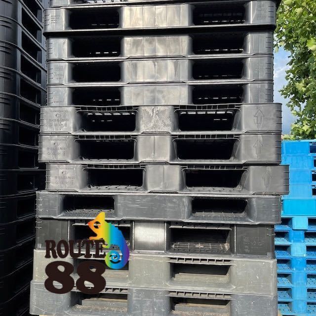プラスチックパレット 1100×1100 70枚 caravaninglarbos.com