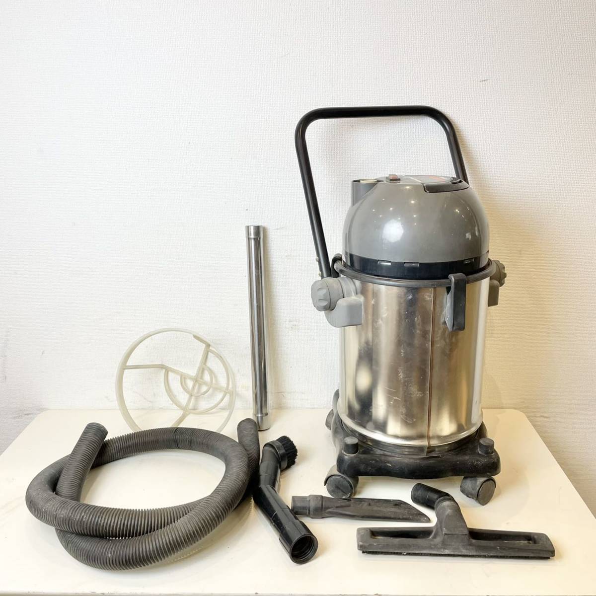 Yahoo!オークション - 226 中古品 TOSHIBA PCV-20A 集塵機 集 Yahoo!オークション - 226 中古品 TOSHIBA PCV-20A 集塵機 集