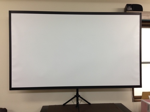 現状品 EPSON 80インチワイド プロジェクター モバイルスクリーン X