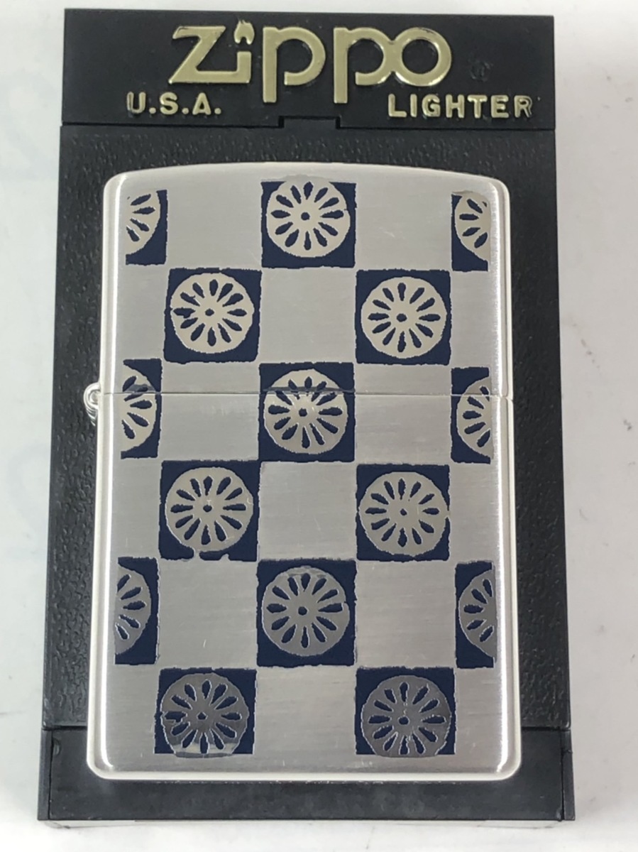 2001年製 Zippo 家紋（和柄）市松 格子 シルバー仕上げ 200SS 新品_画像6