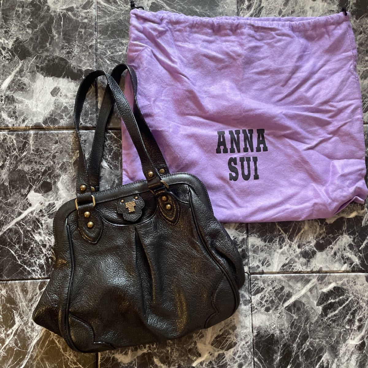 数々の賞を受賞 ⭐️希少な新品⭐️ANNA SUI SUI エンボス アナスイ