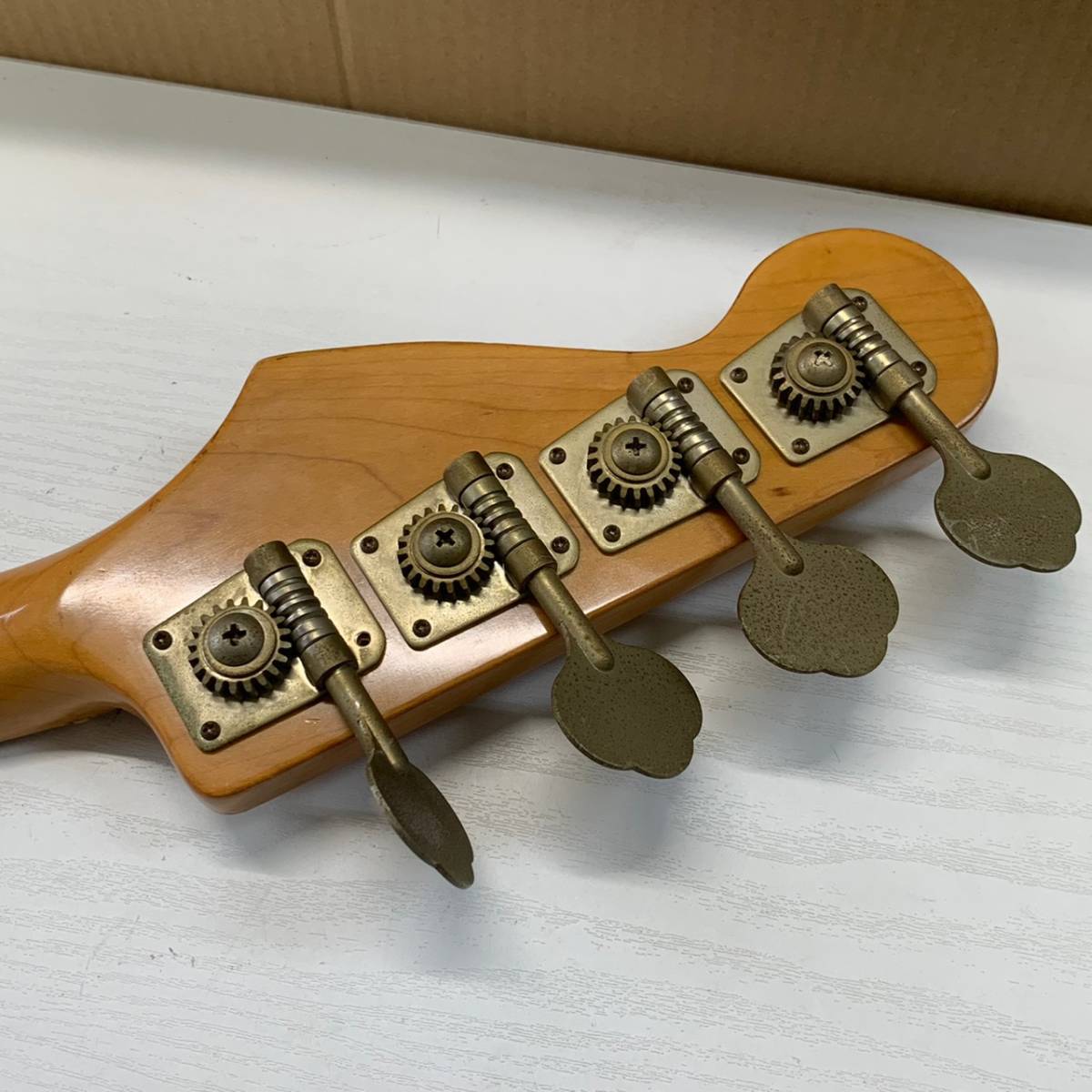 Guyatone グヤトーン CUSTOM エレキベース no.1975101 昭和 RUNE