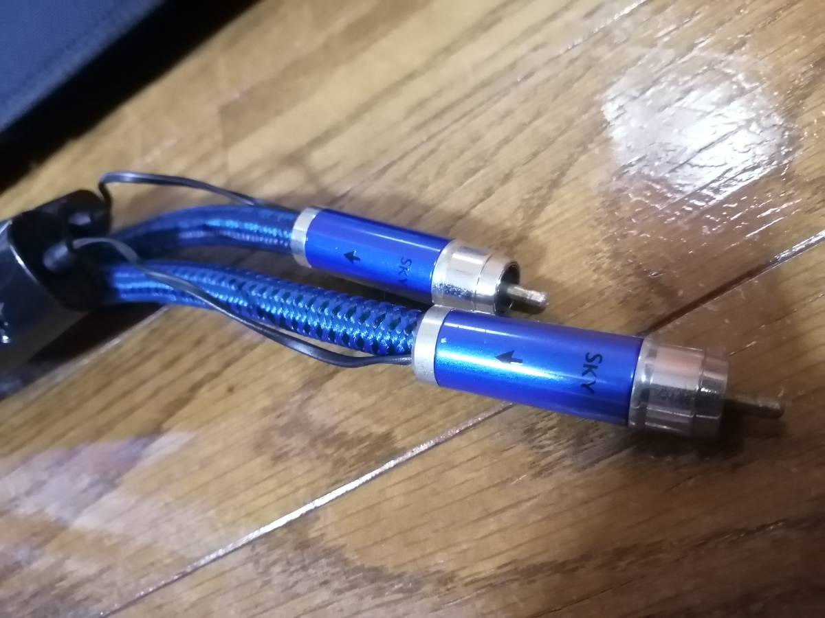 オーディオクエスト AUDIOQUEST Sky2 正規品 0 5mペア 税抜き オーディオクエスト AUDIOQUEST Sky2 正規品 0 5mペア 税抜き