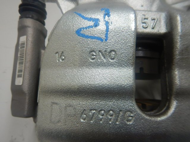 * VW Passat TSI elegance 3C/B8 2021 year 3CDPC right front disk caliper ( stock No:A33447) (7367) *