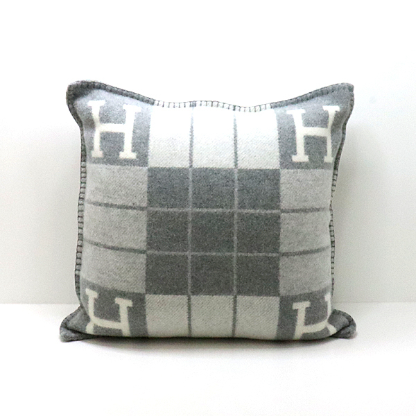 エルメス HERMES アバロン クッション グレー メリノウール カシミア H