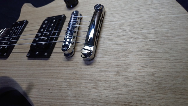 Burny Rebirth Korina Replica バーニー リバース コリーナ Burny Rebirth Korina Replica バーニー リバース コリーナ