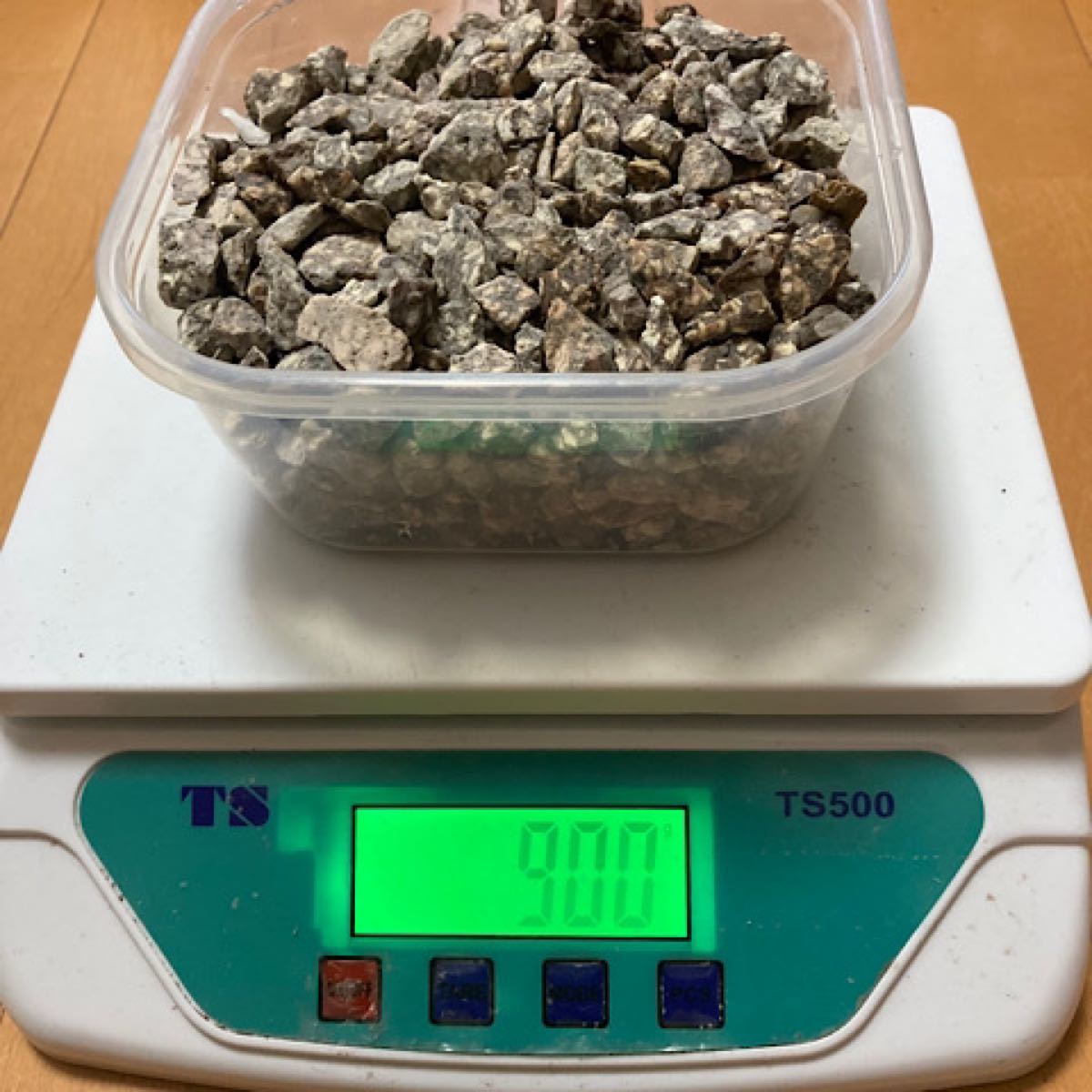麦飯石 3-6mm 1000g 熱帯魚 メダカ アクアリウム 多孔質 金魚 - 通販