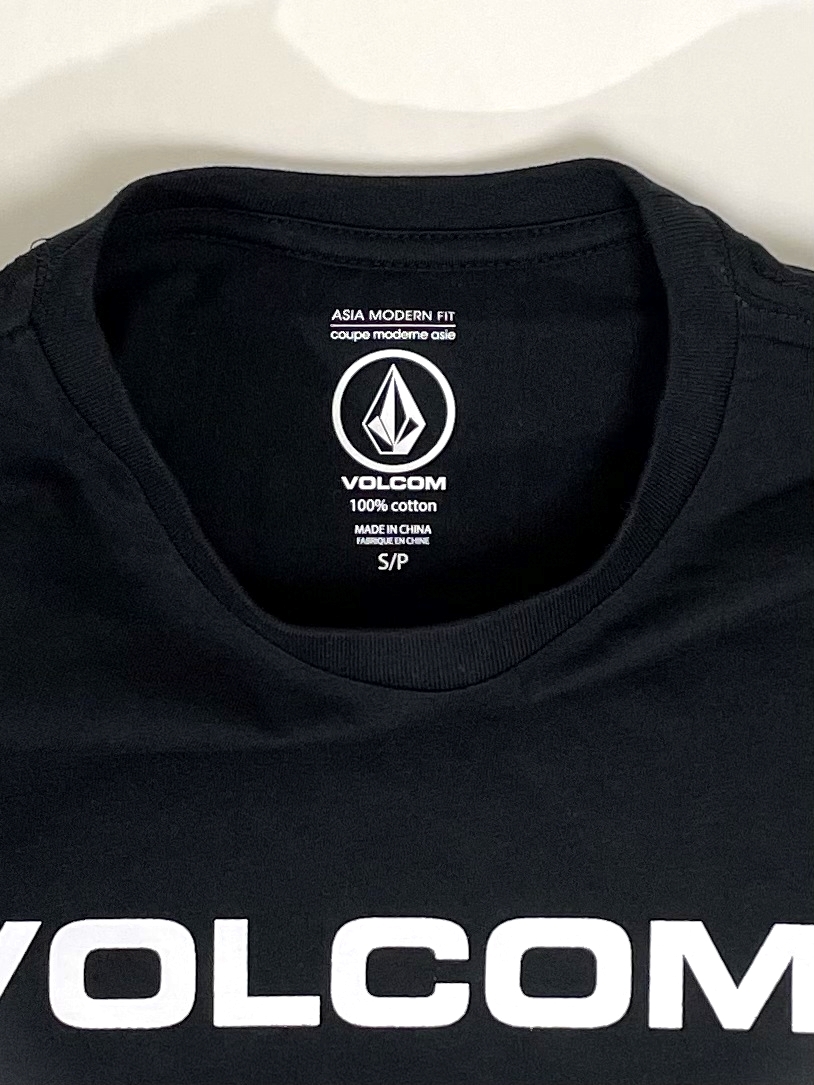 VOLCOM ボルコム AF512201BLK③ メンズ Lサイズ 半袖Tシャツ シンプルなロゴティー LogoTee ブラック 黒色 ヴォルコム 新品 即決 送料無料_画像4