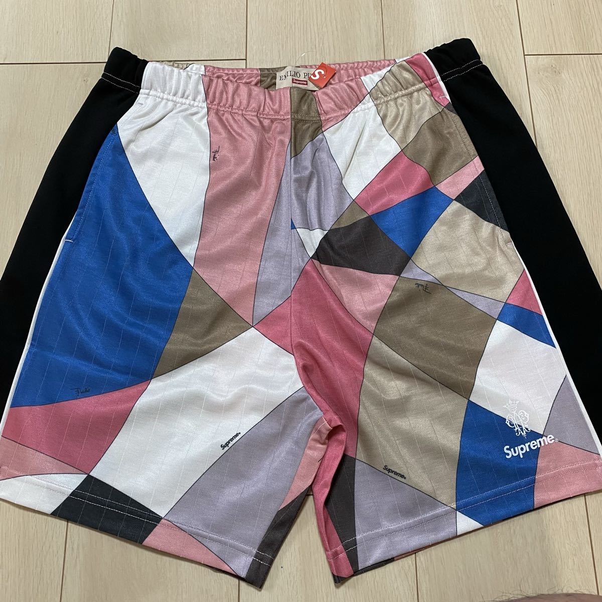 Mサイズ Supreme Emilio Pucci Soccer Short ショートパンツ spz.hr