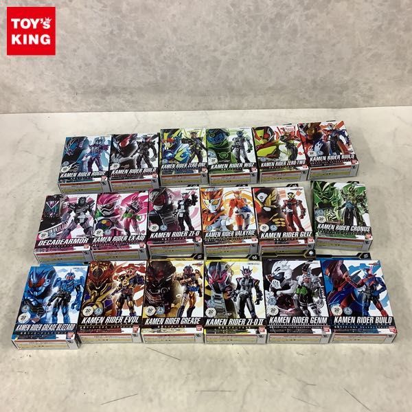 1円～ バンダイ ライダーキックスフィギュア 仮面ライダーエグゼイド