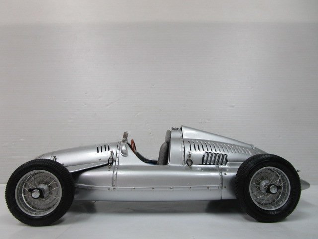 CMC 1/18 アウトウニオン タイプ D 1938-1939 (5125-231) | farmsquare.ng