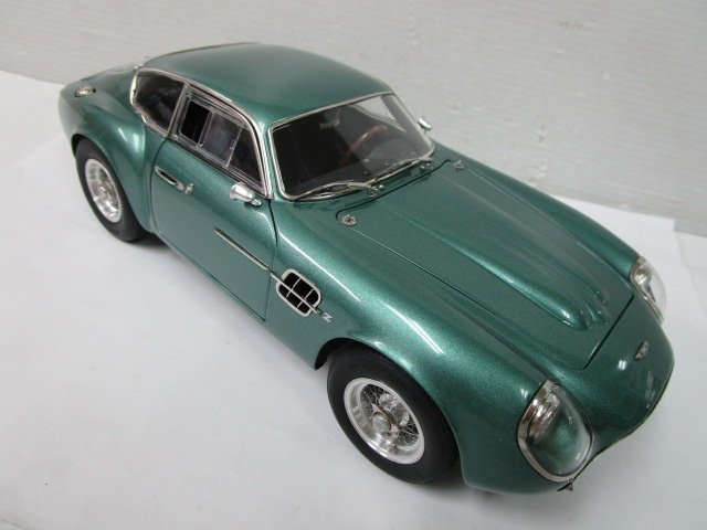 当店限定販売】 CMC 1 18 ミニカー ダイキャストモデル 1961年モデル