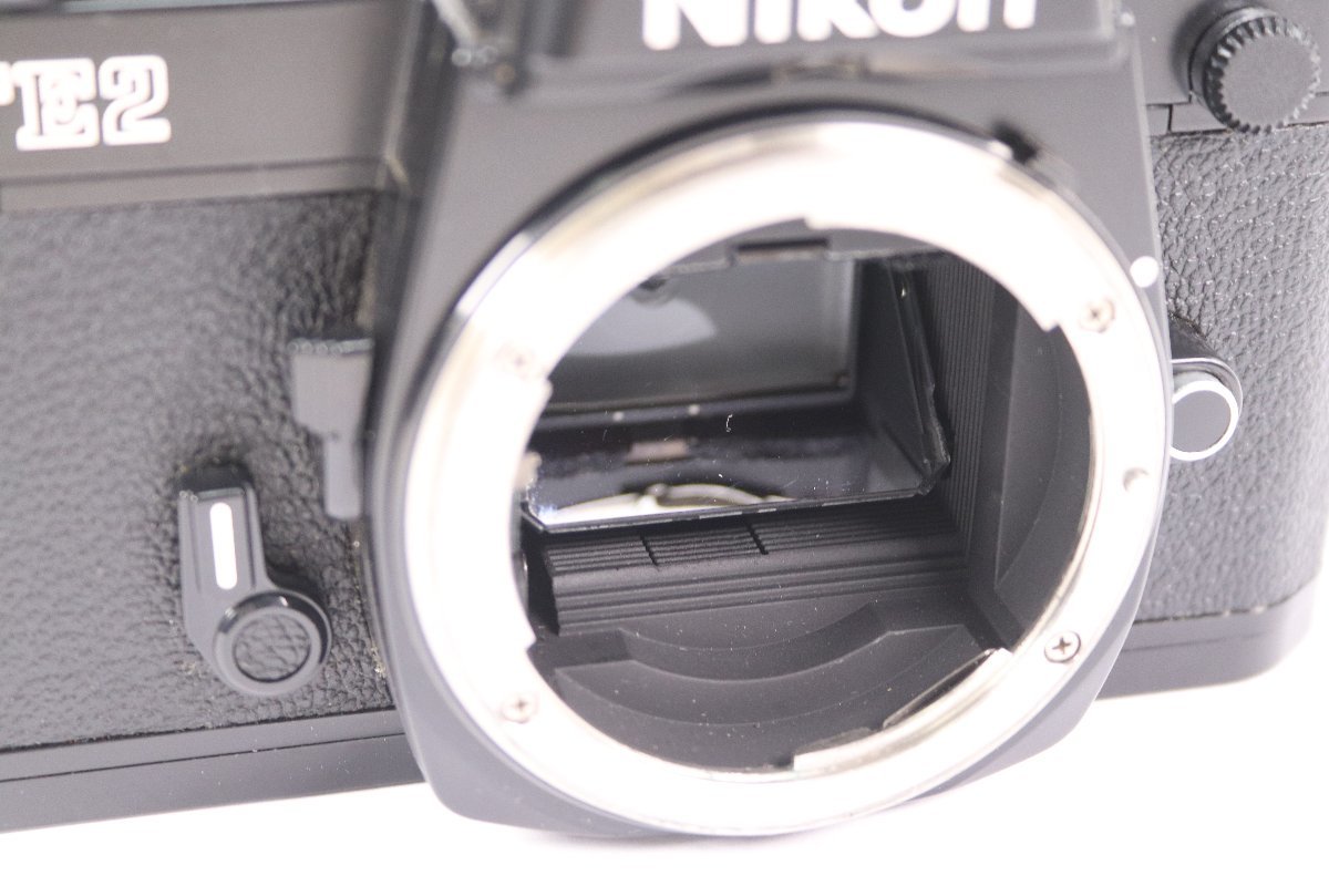 世界の FE2❤️単焦点50mm ニコン FE2❤️単焦点50mm ニコン F1.4付き