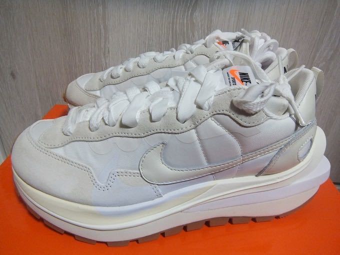 新品 NIKE SACAI VAPOR WAFFLE White Gum 24.5cm☆ナイキ サカイ ヴェイパーワッフル ホワイト ガム WHITE/SAIL-SAIL DD1875-100_画像1