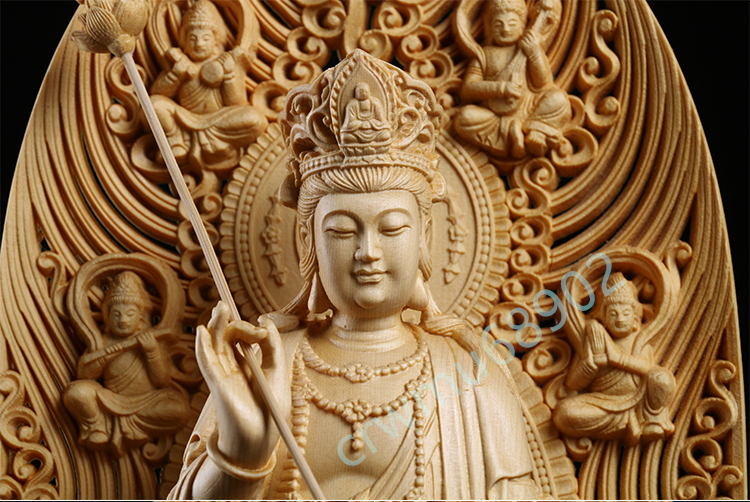 最新作 仏教工芸品 木彫仏教　精密彫刻 仏師で仕上げ品 総檜材 月光菩薩立像 高さ 43cm_画像6