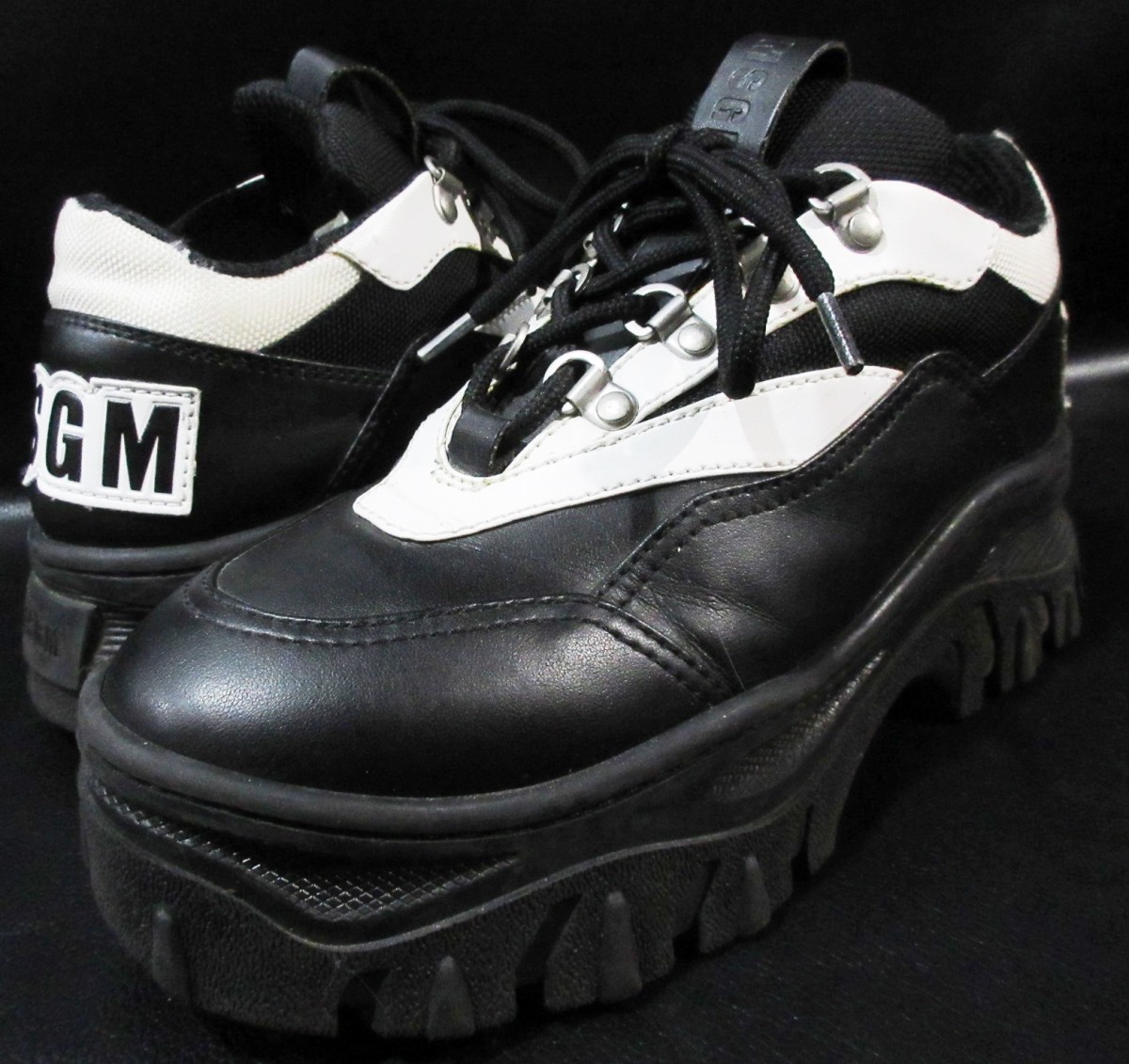 新着商品 レザースニーカー 厚底 ヒールロゴ エムエスジーエム MSGM 定価72,360円 シューズ スーパーチャンキープラットフォームソール トラクター 24.0cm 新着商品 レザースニーカー 厚底 ヒールロゴ エムエスジーエム MSGM 定価72,360円 シューズ スーパーチャンキープラットフォームソール トラクター 24.0cm