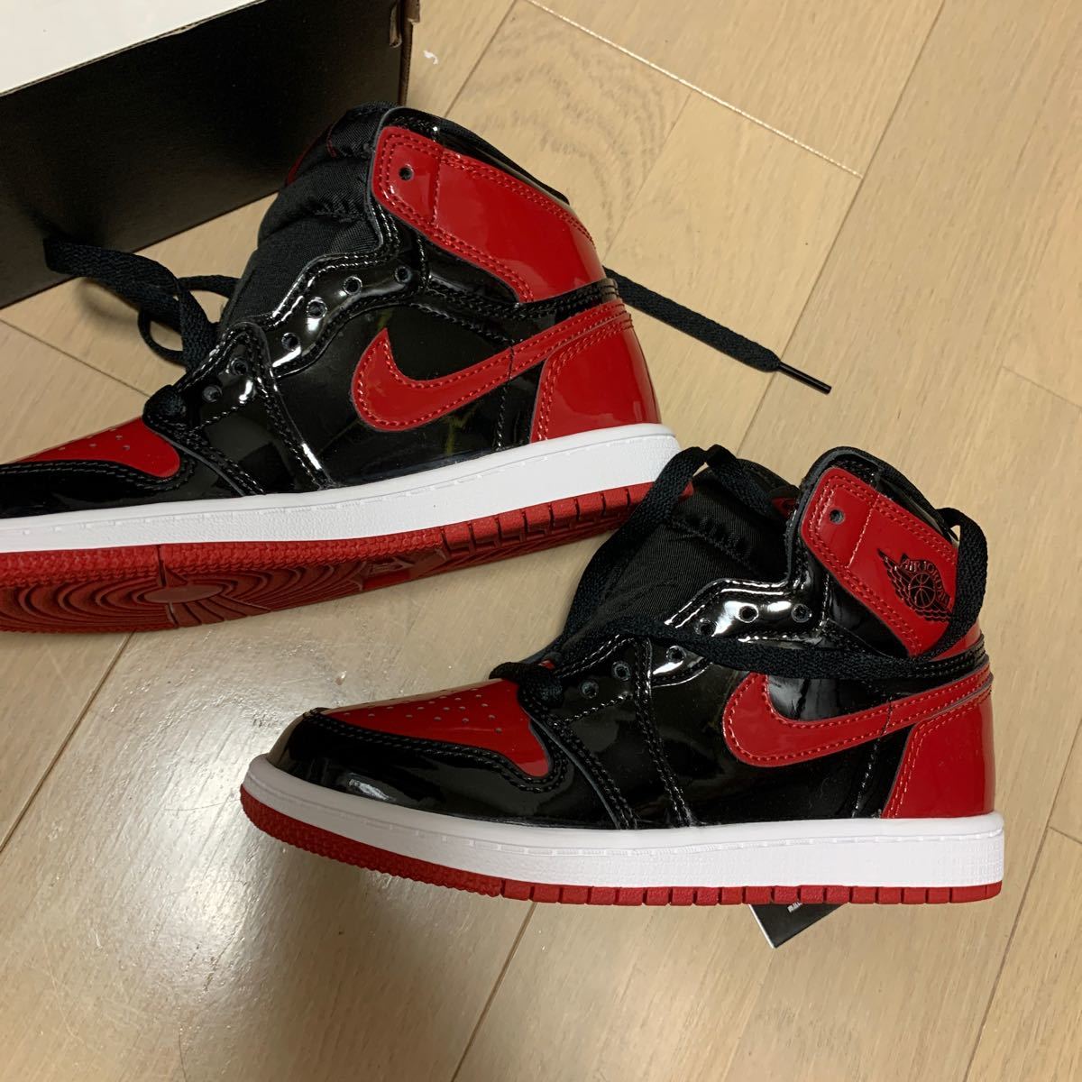 ナイキエアジョーダン1 HIGH OG ジュニアシューズ Yahoo!フリマ(旧)-