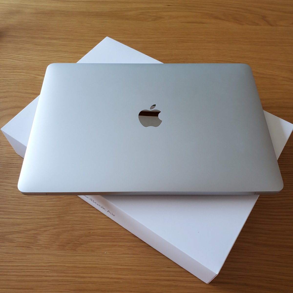 美品)MacBook Air (2020/M1) 8GB 512GB シルバー｜PayPayフリマ