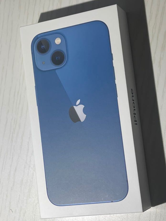 iPhone13 256GB Blue 新品　未使用品　SIMロック解除済み　SIMフリー _画像1