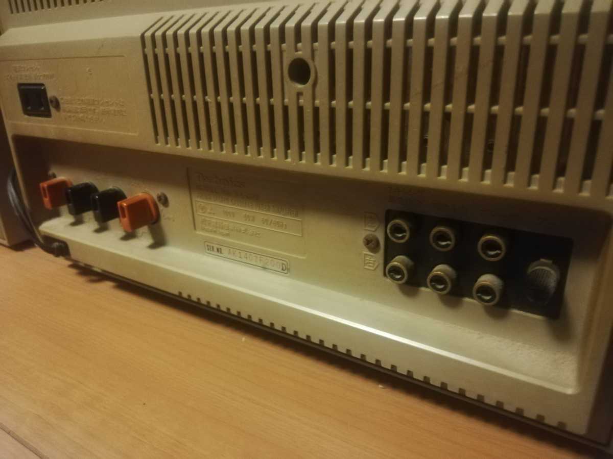 Technics SA-C06 SB-F07 通電 簡易動作確認済 大型ラジカセ 本体