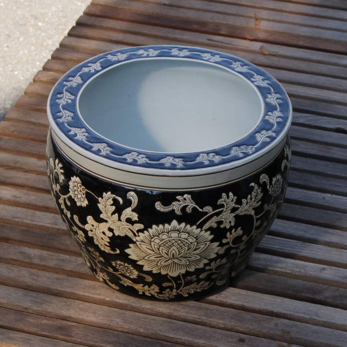 睡蓮鉢 陶器製 アンティーク 中型 水鉢 火鉢 メダカ鉢 金 - 0