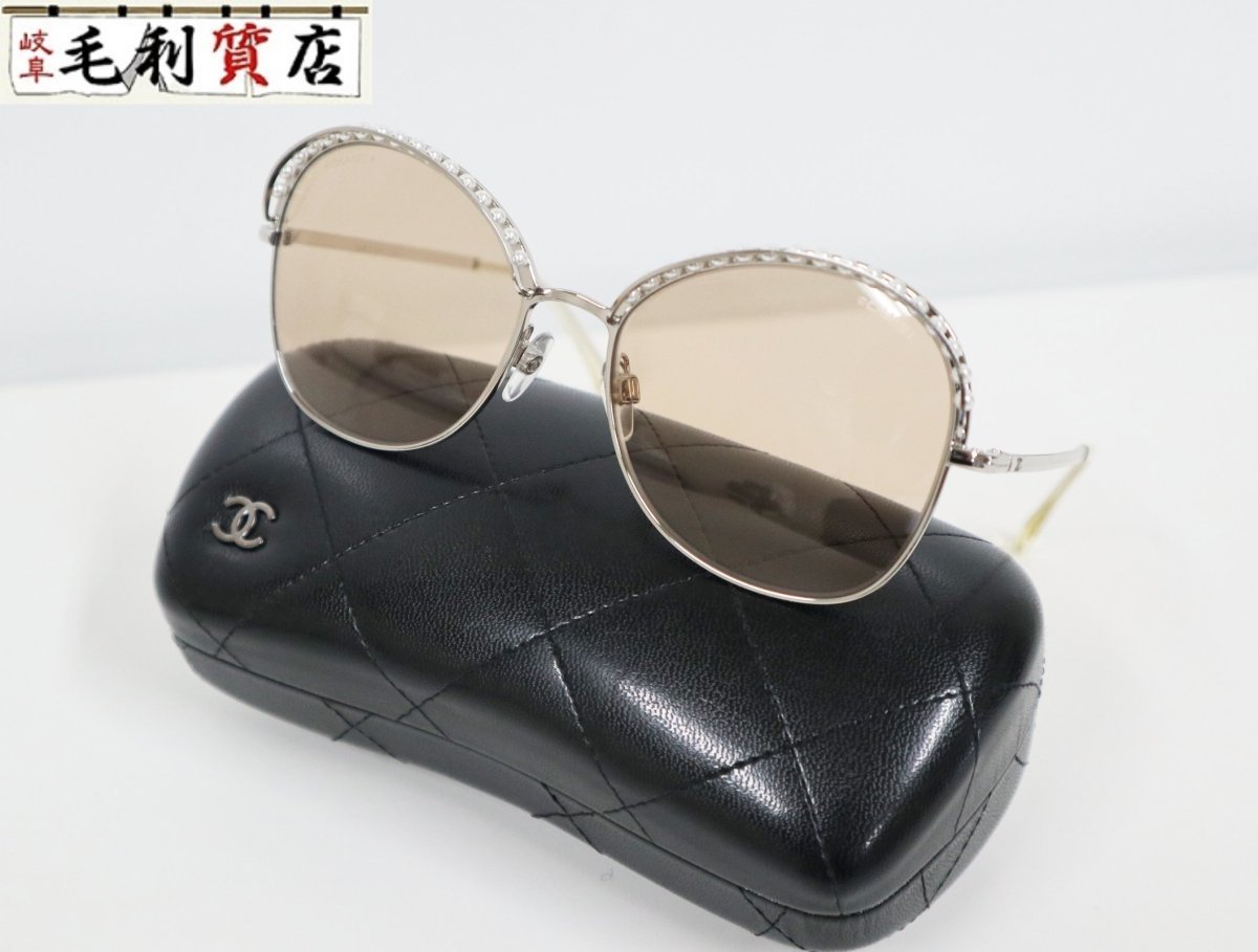  beautiful goods! Chanel CHANEL fake pearl sunglasses clear Brown 4246-H silver I wear fashion accessories 